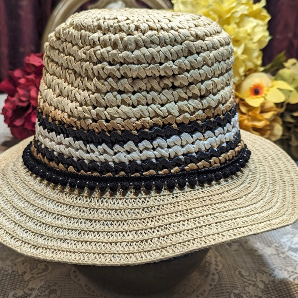 NEW Steve Madden hat